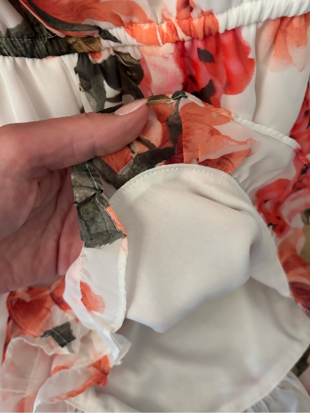 Show Me Your Mumu Riri Romper ~ Size XS ~ white with roses - Picture 7 of 10